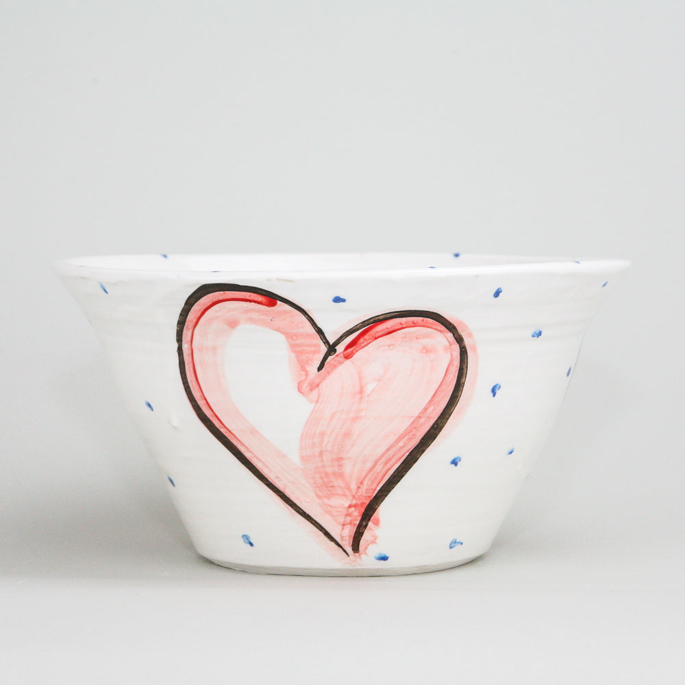 Medium sized salad bowl with red Hearts